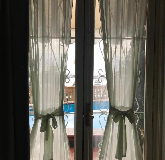 带1个卧室的带海景的公寓, Miramare