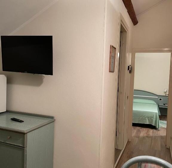 高级三人间, Miramare