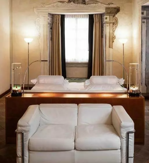 اتاق لوکس, Widder Hotel   Zurichs Luxury Hideaway