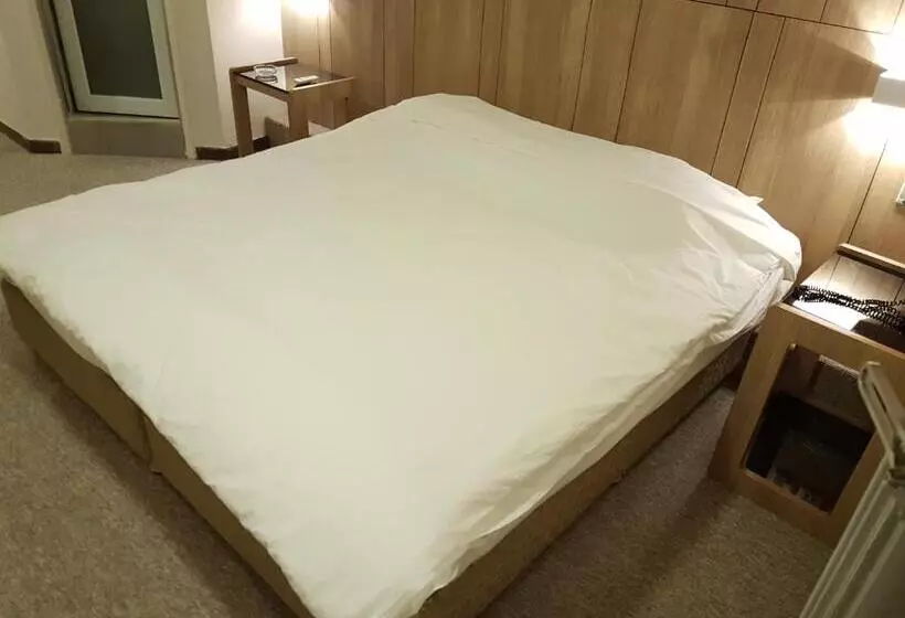 スタンダードルーム, China Hk Motel