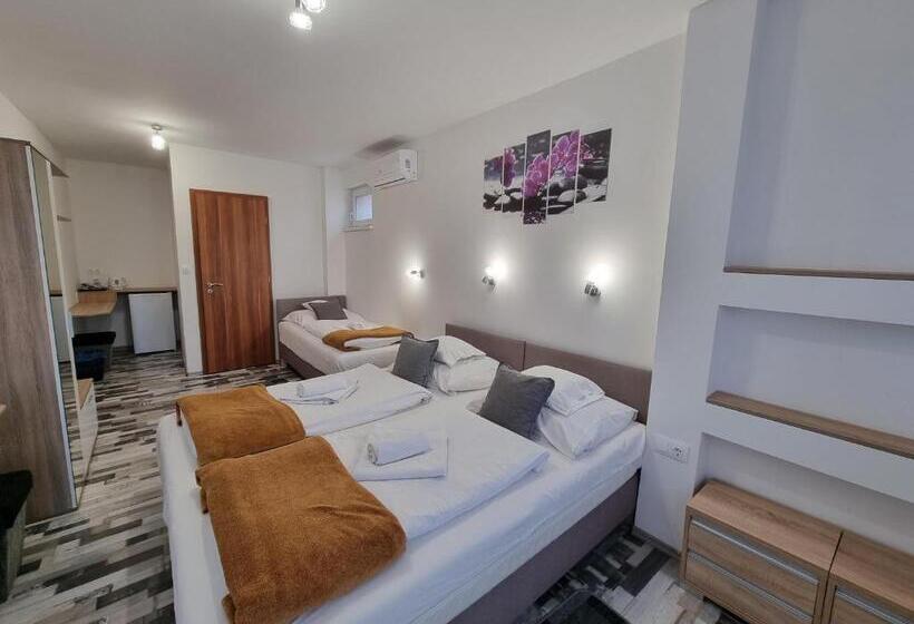 اتاق استاندارد سه نفره, Heléna Hotel & Spa