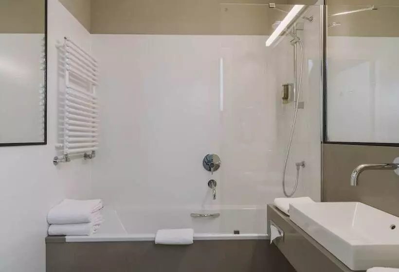 اتاق سوپریور, Art Hotel Wrocław