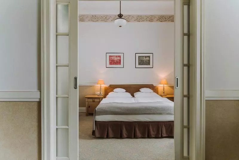 سوییت جونیور, Art Hotel Wrocław