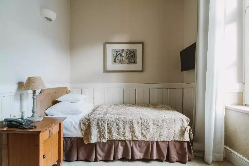اتاق استاندارد یک نفره, Art Hotel Wrocław