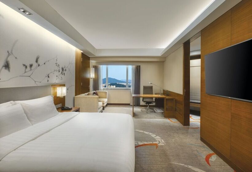 Premium Room City View, Crowne Plaza Guangzhou City Centre, An Ihg Hotel   Free Shuttle Between Hotel And Exhibition Center