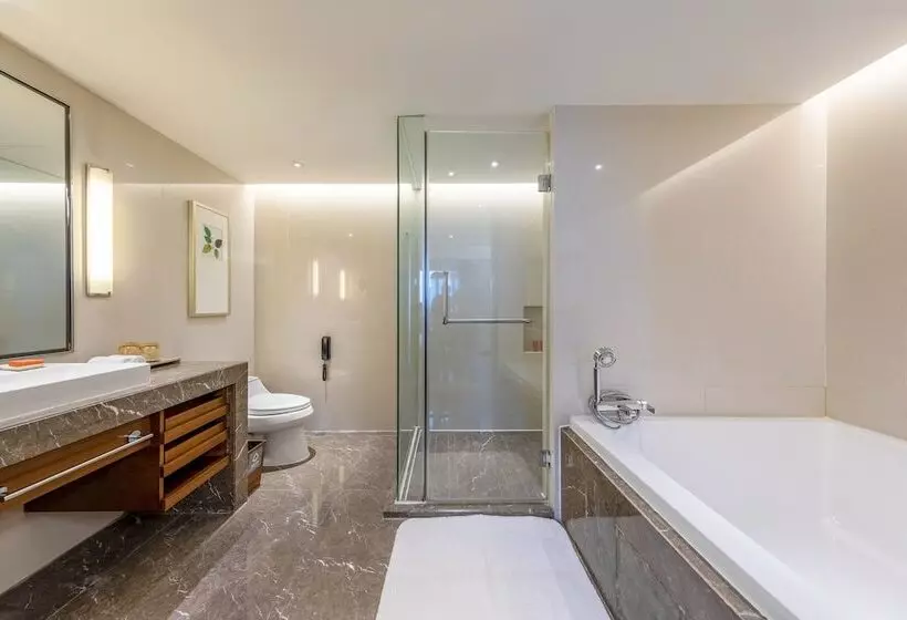 シティビュージュニアスイート, Crowne Plaza Guangzhou City Centre, An Ihg Hotel   Free Shuttle Between Hotel And Exhibition Center