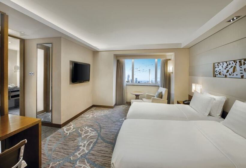 Premium Room City View, Crowne Plaza Guangzhou City Centre, An Ihg Hotel   Free Shuttle Between Hotel And Exhibition Center