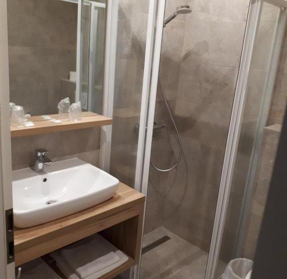 Номер Стандарт, Diana