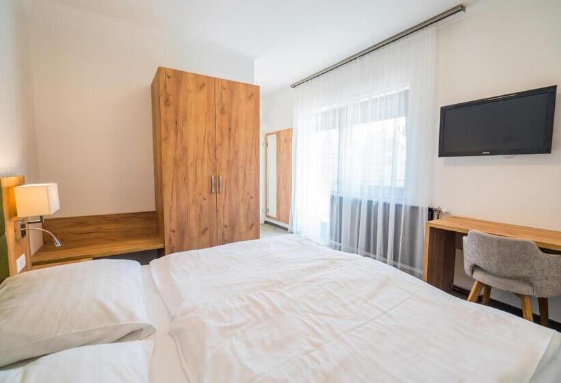 Номер Стандарт, Diana