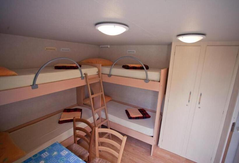 חדר סטנדרט, Hi Hostel Pula