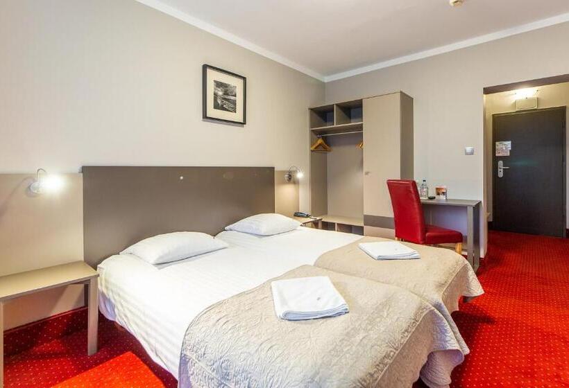 标准间带阳台, New Skanpol