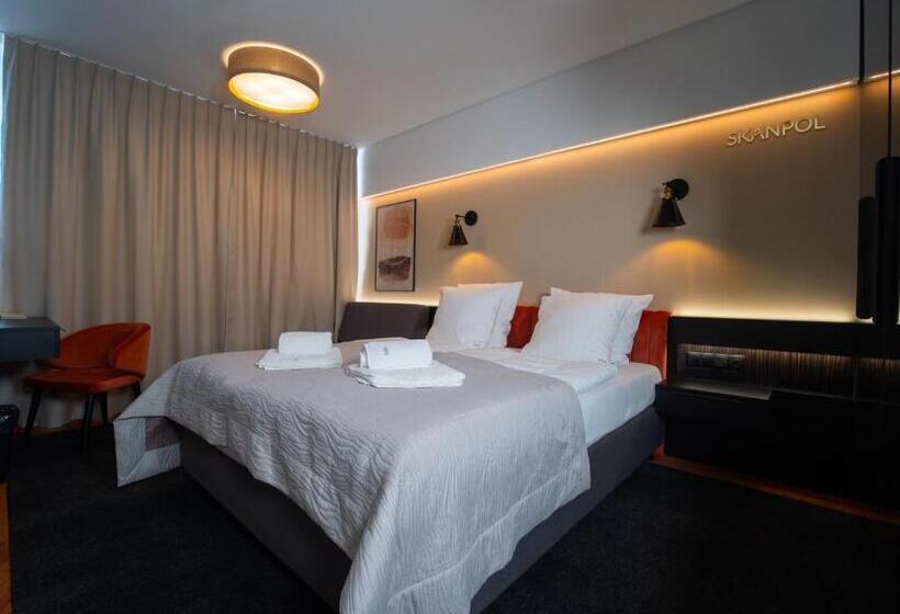 豪华房间, New Skanpol