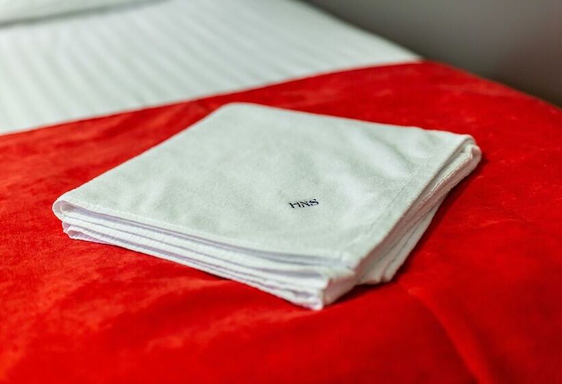 标准单人间, New Skanpol