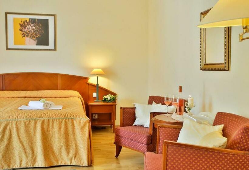 标准间, Rittinger