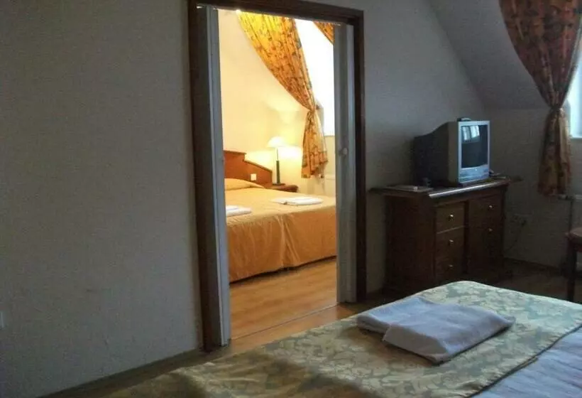 4 Bett Standardzimmer, Rittinger