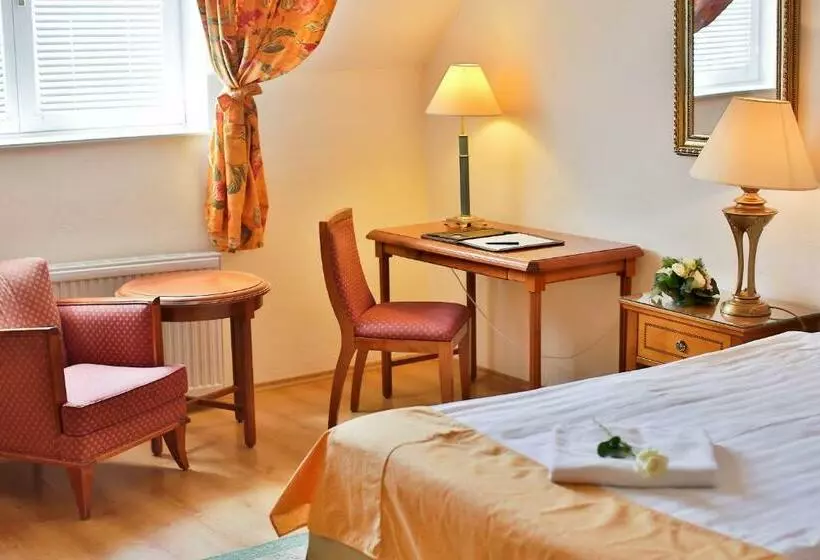 4 Bett Standardzimmer, Rittinger