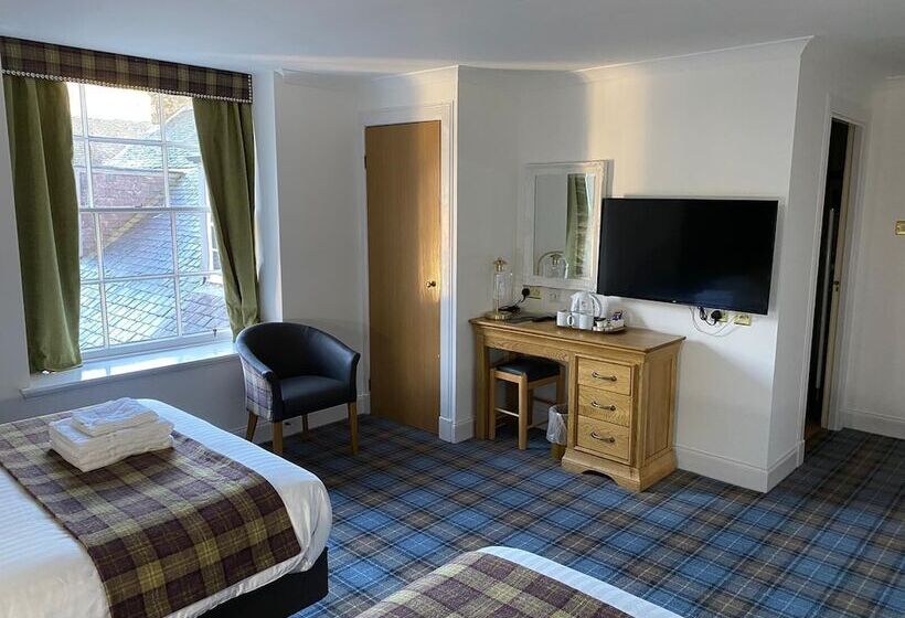 غرفة عائلية, Royal Dunkeld