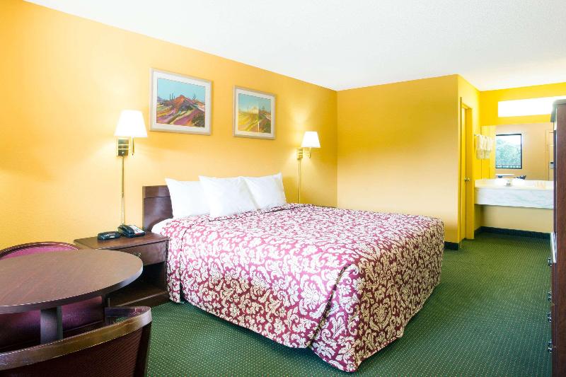 غرفة قياسية سرير كينج, Days Inn By Wyndham Camilla