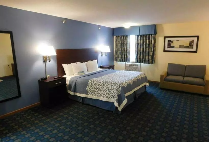 キングサイズベッドのデラックススイート, Days Inn By Wyndham Sioux City
