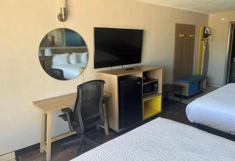 身障者適用スタンダードルーム, Days Inn By Wyndham St. Petersburg Central