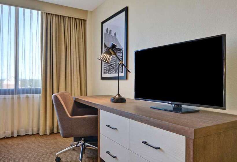 סוויטת פרמיום, Embassy Suites By Hilton Omaha Downtown Old Market