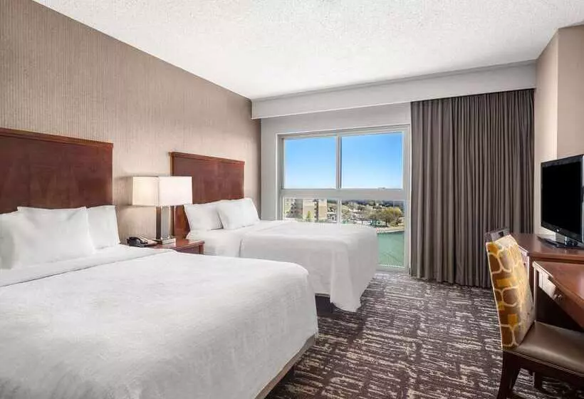 プレミアムルーム, Embassy Suites By Hilton Omaha Downtown Old Market