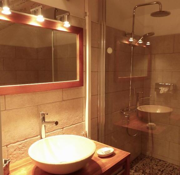 泳池景典雅间, Logis Hôtel La Sommellerie