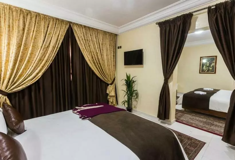اتاق استاندارد چهار تخته, Meriem Marrakech