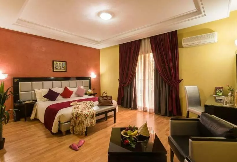 اتاق سوپریور با چشمانداز استخر, Meriem Marrakech