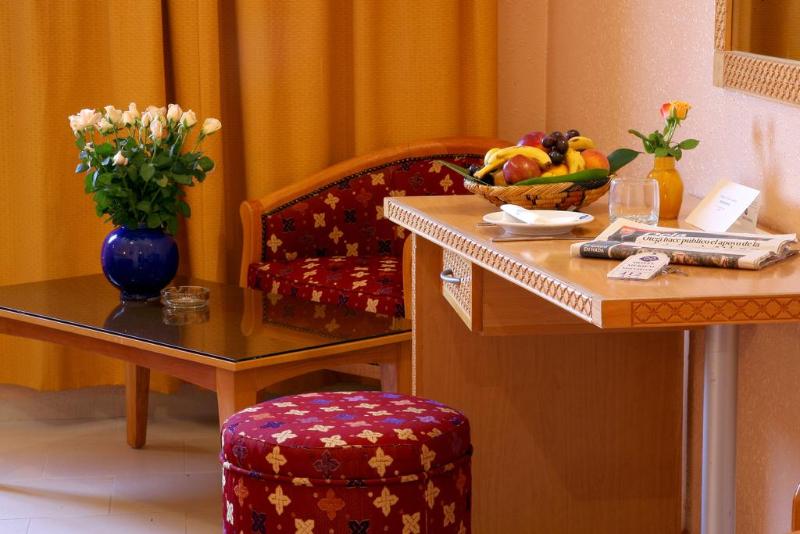 Habitación Triple Estándar, Meriem Marrakech