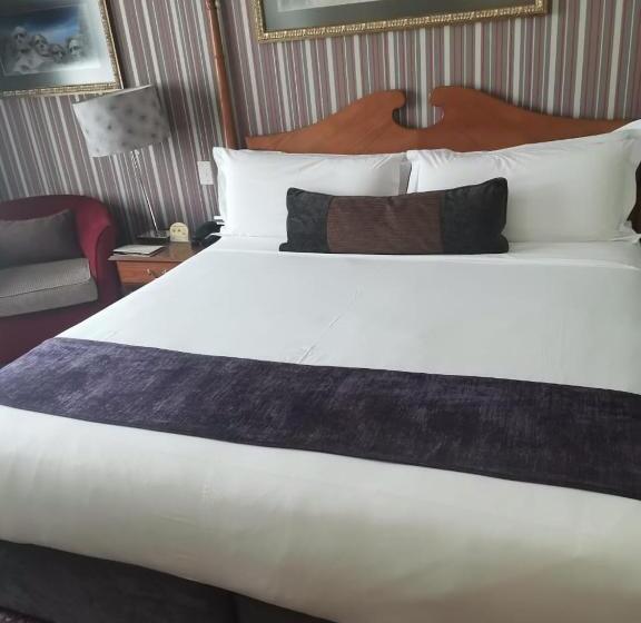 클래식 룸 킹 침대, Walmont At Graceland