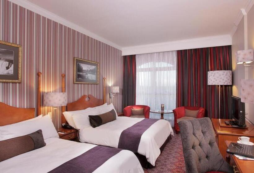 스탠다드 룸 킹사이즈 침대, Walmont At Graceland