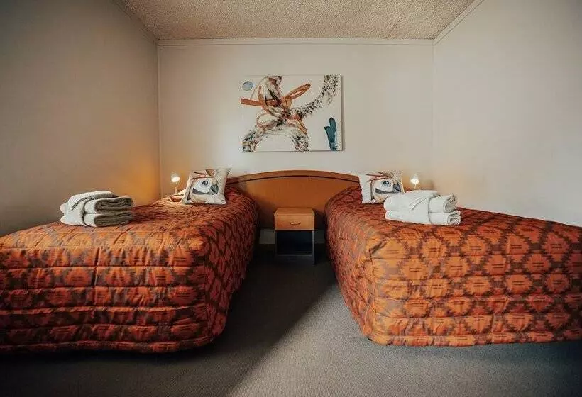 اتاق استاندارد, The Lodge Motel, Newman