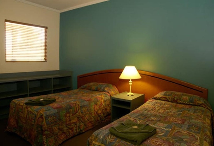 اتاق استاندارد, The Lodge Motel, Newman