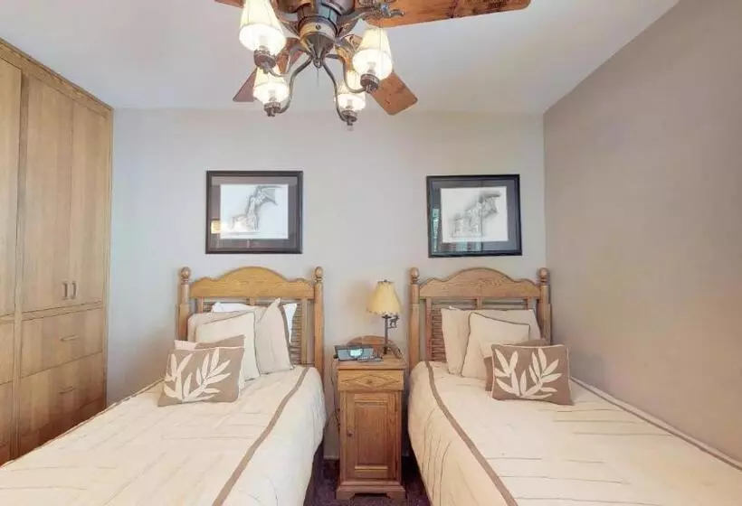 プレミアム２ベッドルームアパート, Tamarack Townhomes   Coraltree Residence Collection