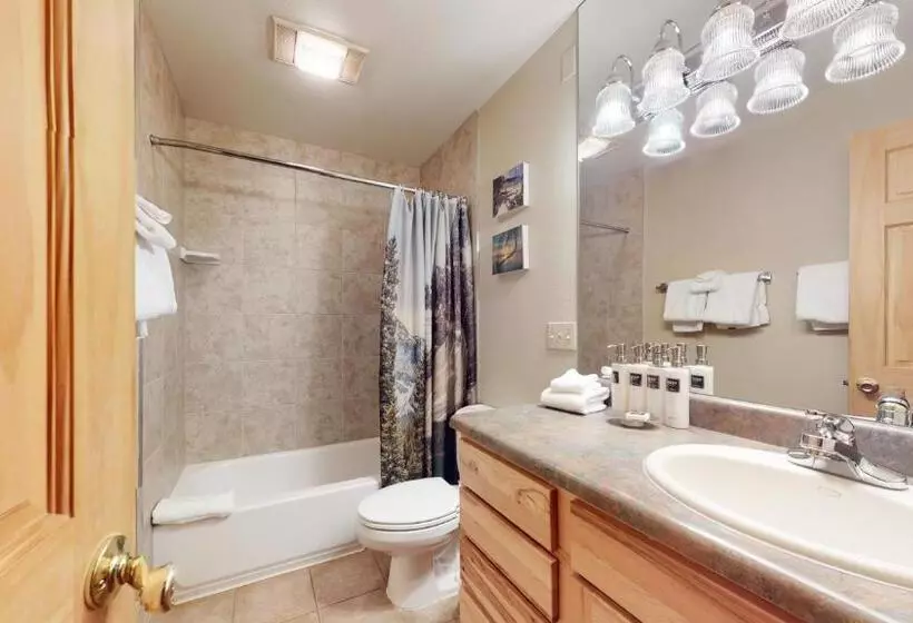 ２ベッドルームデラックスアパートメント, Tamarack Townhomes   Coraltree Residence Collection