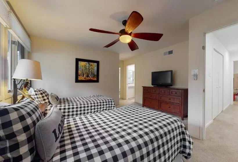 ３ベッドルームのデラックスアパートメント, Tamarack Townhomes   Coraltree Residence Collection