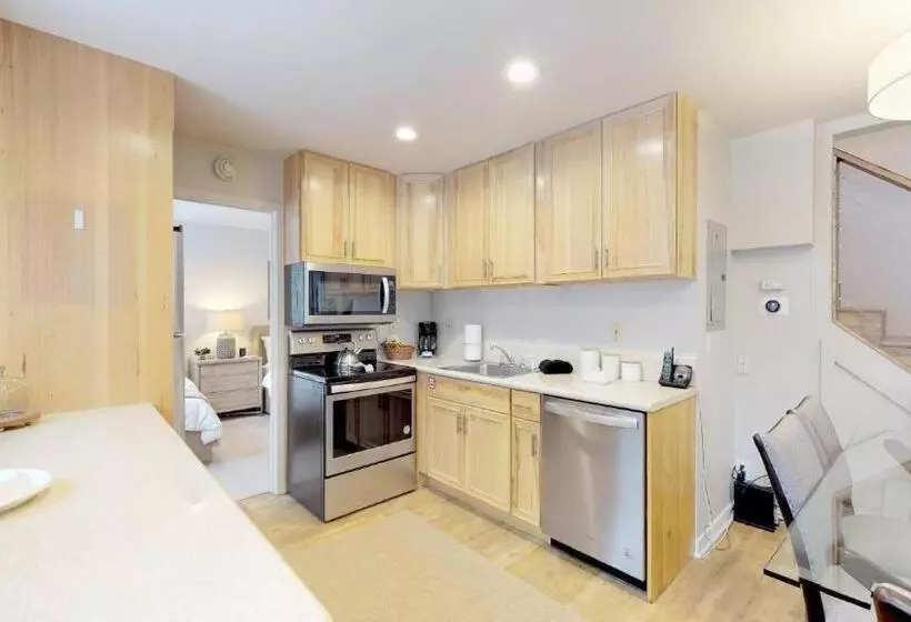 プレミアム３ベッドルームアパート, Tamarack Townhomes   Coraltree Residence Collection