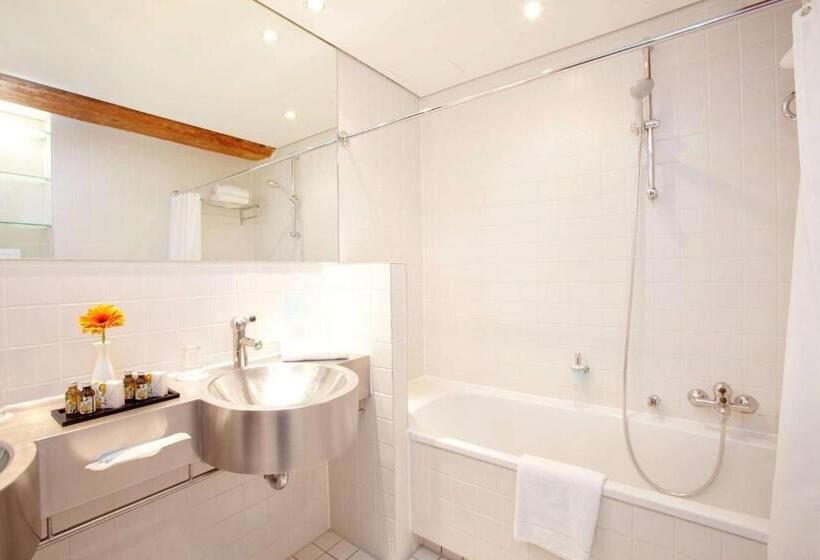 スイート, Vienna House By Wyndham Havelufer Potsdam