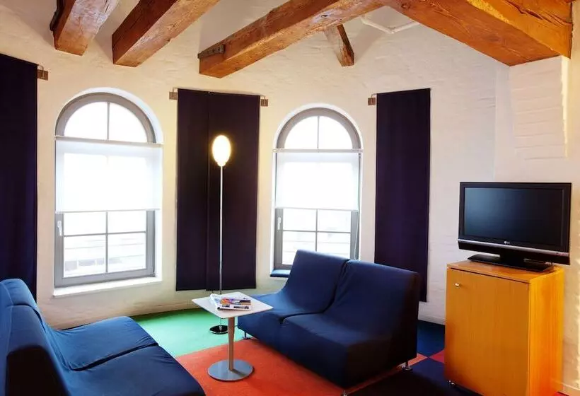 スイート, Vienna House By Wyndham Havelufer Potsdam