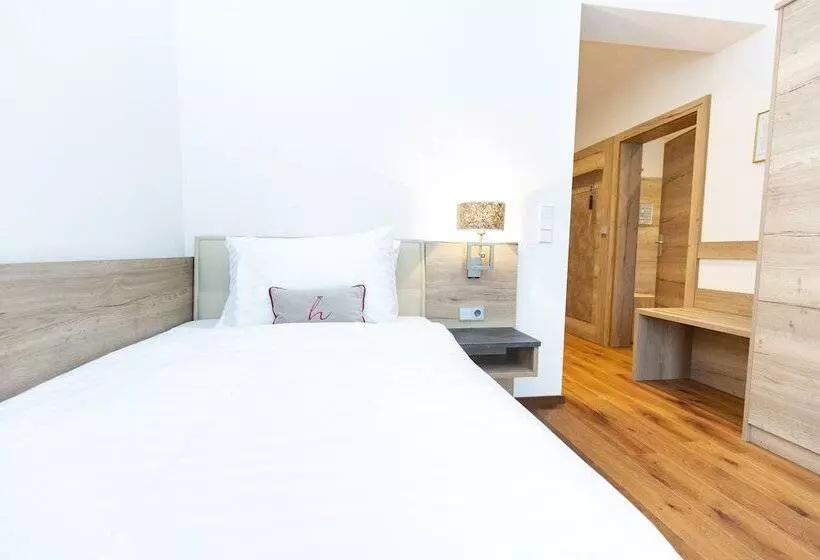 Deluxe Yhden Hengen Huone, Familie Hopfeld   Hotel Dreikönigshof