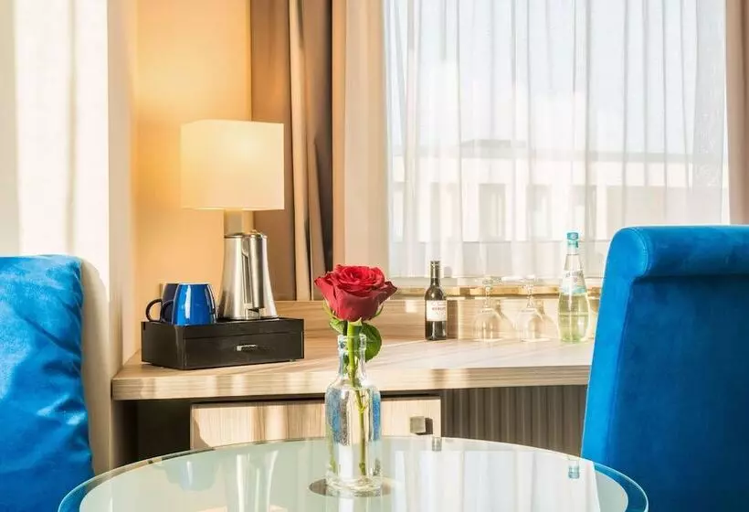 コンフォートルーム, Best Western Plus Hotel Regence
