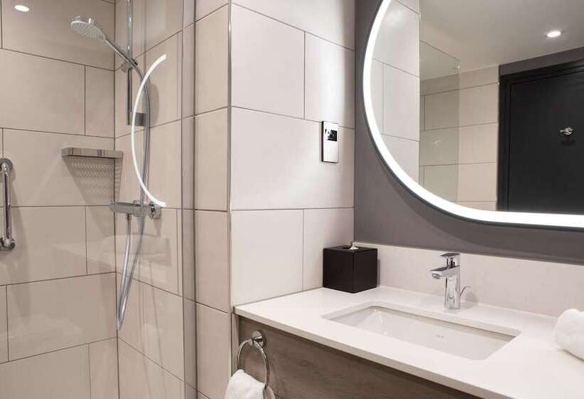 חדר סטנדרט שתי מיטות זוגיות, Hilton Glasgow