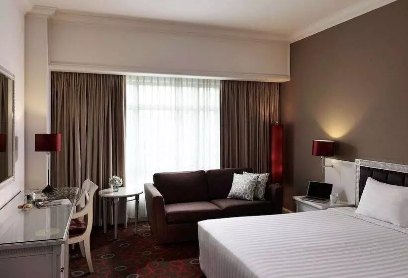 シティビューのスーペリアルーム, Pullman Hanoi
