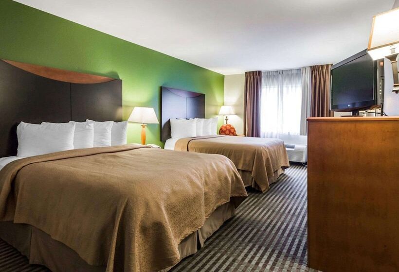 ２ダブルベッドのスタンダードルーム, Quality Inn & Suites Birmingham   Highway 280