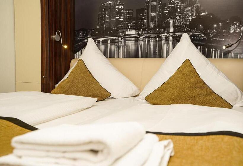 Номер Комфорт, Scala Frankfurt City Centre