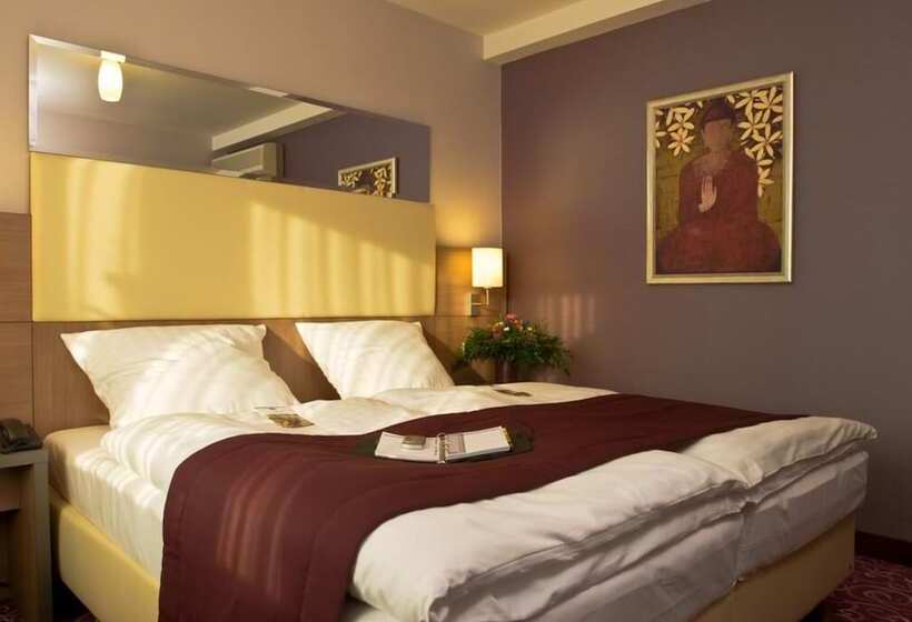 Номер Комфорт, Scala Frankfurt City Centre