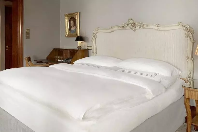 Deluxe Zimmer, Schlosshotel Berlin