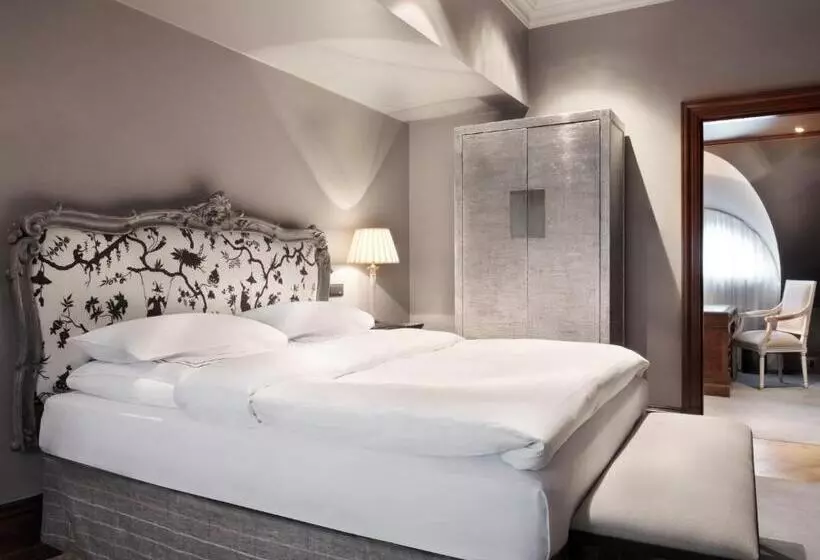 Suite, Schlosshotel Berlin