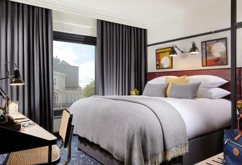 스탠다드 룸, The Mont